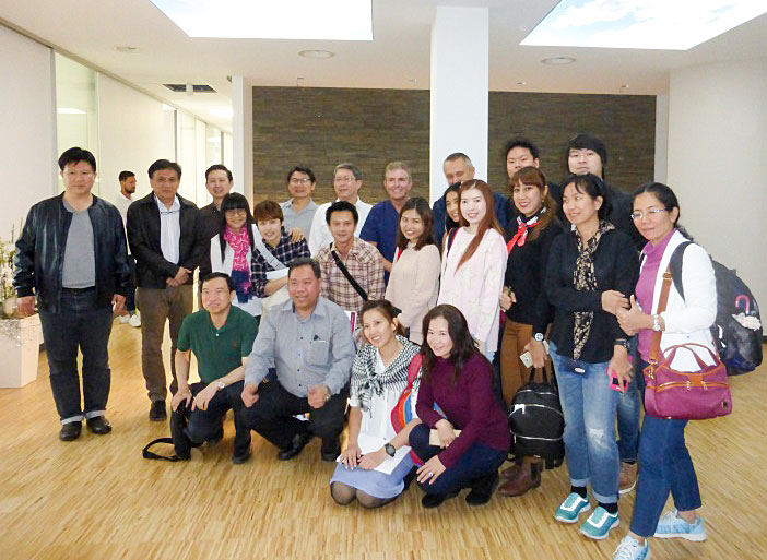 At the end of September 2016, 30 Thai dentists completed the PDAT/DGOI‘s Curriculum Implantology in Germany under the guidance of Dr Fred Bergmann, President of the DGOI. 